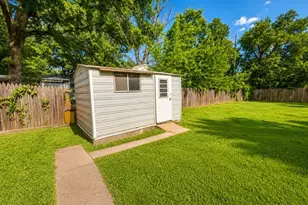 12109 Lunar Ln, Burleson, TX 76028 - Photo 19