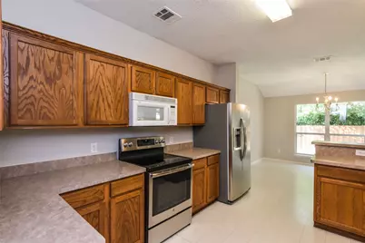 2404 Glenhaven Drive, McKinney, TX 75071 - Photo 9