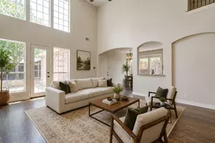 6898 Valley Brook Dr, Frisco, TX 75035 - Photo 9