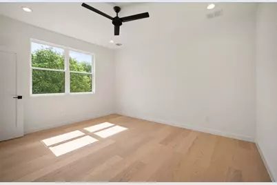 6108 Kenwood Avenue, Dallas, TX 75214 - Photo 35
