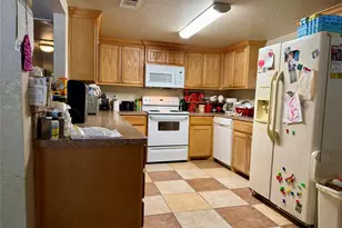 235 Wildwind St, Gun Barrel City, TX 75156 - Photo 3