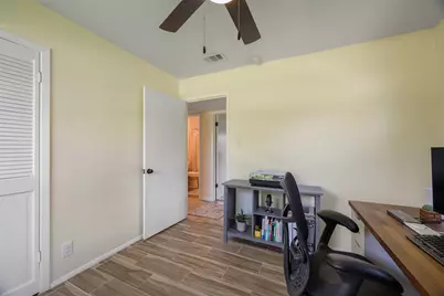 13536 Castleton Drive, Farmers Branch, TX 75234 - Photo 15