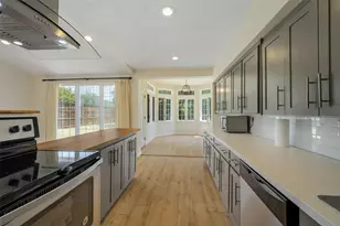 13536 Castleton Dr, Farmers Branch, TX 75234 - Photo 11