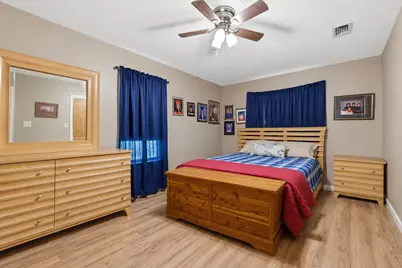 200 W North Street, Aubrey, TX 76227 - Photo 19