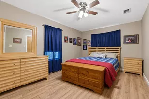 200 W North St, Aubrey, TX 76227 - Photo 19