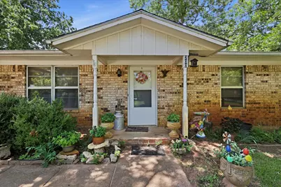 200 W North Street, Aubrey, TX 76227 - Photo 3