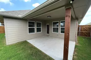 708 Tippit Ln, Greenville, TX 75402 - Photo 9