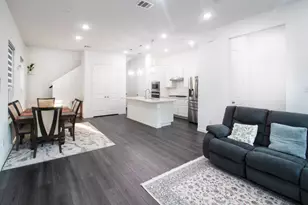 9923 Schramm St, Irving, TX 75063 - Photo 3