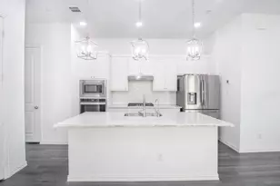 9923 Schramm St, Irving, TX 75063 - Photo 5