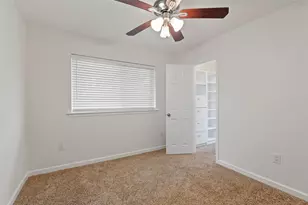 2600 Summertree Dr, Carrollton, TX 75006 - Photo 27