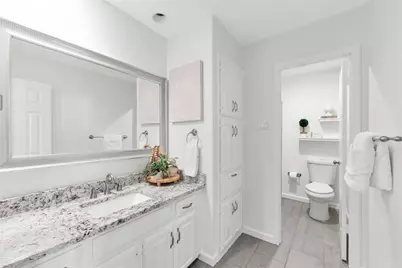 2600 Summertree Drive, Carrollton, TX 75006 - Photo 31