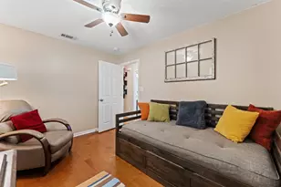 205 Onyx Dr, Hewitt, TX 76643 - Photo 17