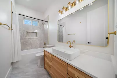 734 Cedar Hill Avenue, Dallas, TX 75208 - Photo 17