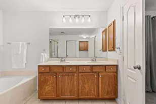 2657 Jacobson Dr, Lewisville, TX 75067 - Photo 15