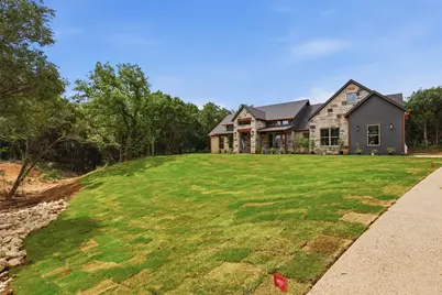273 Martin Drive, Granbury, TX 76049 - Photo 3