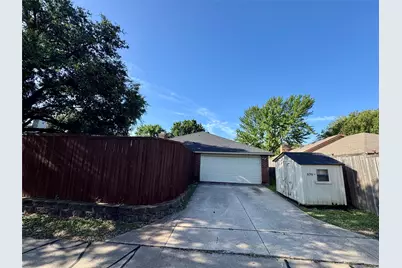 979 Mauve Drive, Lewisville, TX 75067 - Photo 19