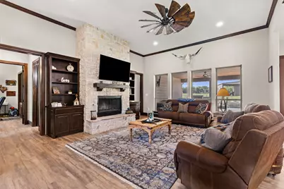723 W Lee Avenue, Whitney, TX 76692 - Photo 33