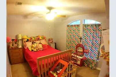 5912 Meadowglen Drive, Denton, TX 76226 - Photo 7