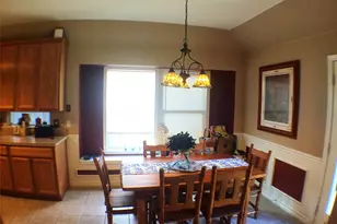 5912 Meadowglen Dr, Denton, TX 76226 - Photo 13