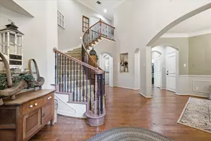 4420 Crown Knoll Cir, Flower Mound, TX 75028 - Photo 3