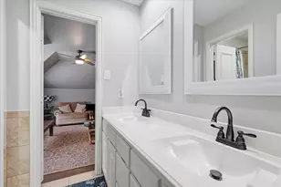 4420 Crown Knoll Cir, Flower Mound, TX 75028 - Photo 29