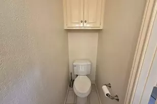 5839 Lake Point Dr, Arlington, TX 76016 - Photo 9