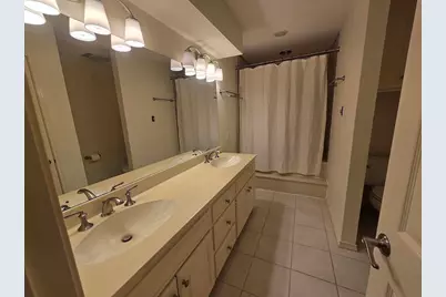 5839 Lake Point Drive, Arlington, TX 76016 - Photo 13