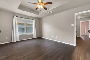 1044 Holly Anne Ln, Aubrey, TX 76227 - Photo 9