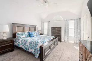 2128 Fountain Dr, Lewisville, TX 75067 - Photo 15