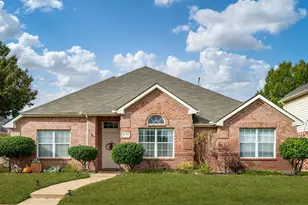 2128 Fountain Dr, Lewisville, TX 75067 - Photo 1