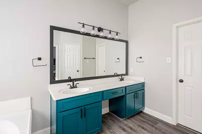 2128 Fountain Drive, Lewisville, TX 75067 - Photo 17