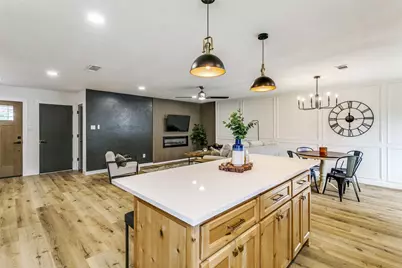 7833 Gaston Avenue, Fort Worth, TX 76116 - Photo 13