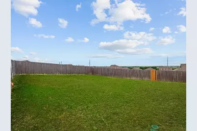 8400 High Robin Avenue, Fort Worth, TX 76123 - Photo 15
