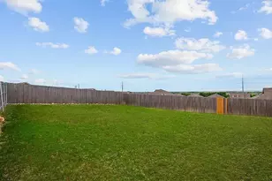 8400 High Robin Ave, Fort Worth, TX 76123 - Photo 15