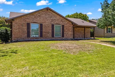 1644 Glenhill Lane, Lewisville, TX 75077 - Photo 35
