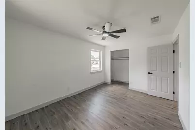 2005 Meadow Lane, Arlington, TX 76010 - Photo 13