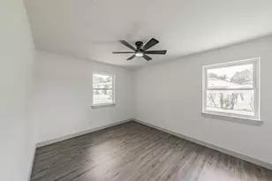 2005 Meadow Ln, Arlington, TX 76010 - Photo 9