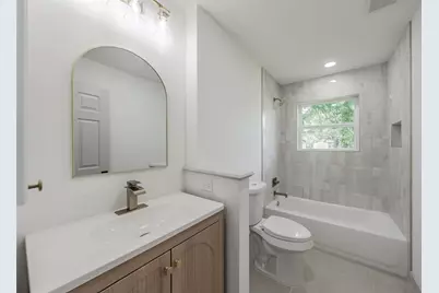 2005 Meadow Lane, Arlington, TX 76010 - Photo 7