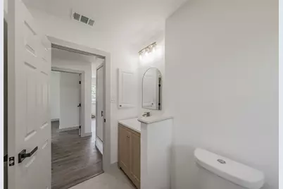 2005 Meadow Lane, Arlington, TX 76010 - Photo 7