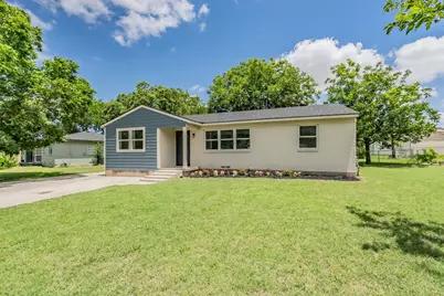 2005 Meadow Lane, Arlington, TX 76010 - Photo 3