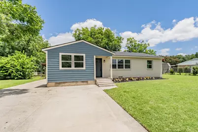 2005 Meadow Lane, Arlington, TX 76010 - Photo 1