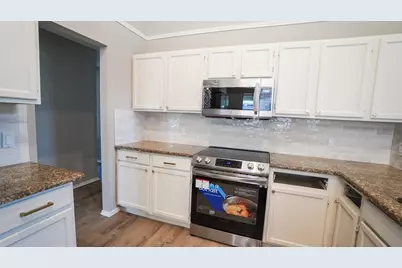 7801 Estates Way, Rowlett, TX 75089 - Photo 9