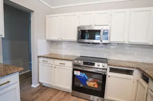 7801 Estates Way, Rowlett, TX 75089 - Photo 9