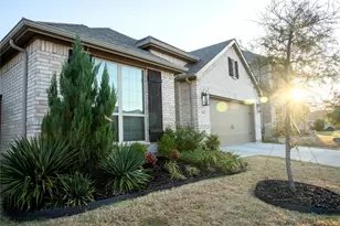 1525 Jocelyn Dr, Fort Worth, TX 76052 - Photo 3