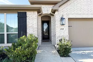 1525 Jocelyn Dr, Fort Worth, TX 76052 - Photo 3