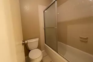 1226 W Hudgins St, Grapevine, TX 76051 - Photo 21