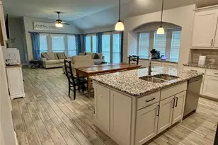 729 Oakleaf Dr, Midlothian, TX 76065 - Photo 11