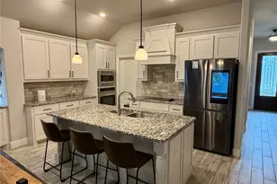 729 Oakleaf Dr, Midlothian, TX 76065 - Photo 9