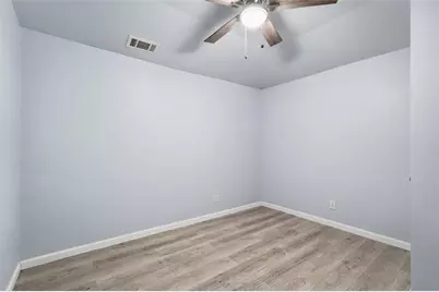 1813 Crockett Street, Garland, TX 75042 - Photo 23