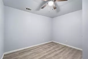 1813 Crockett St, Garland, TX 75042 - Photo 23